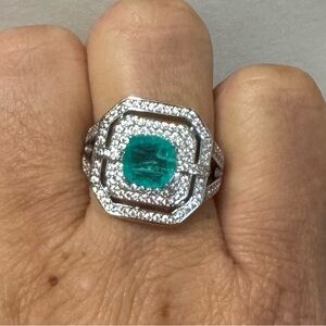 Dazzling Silver and Teal Gemstone Ring